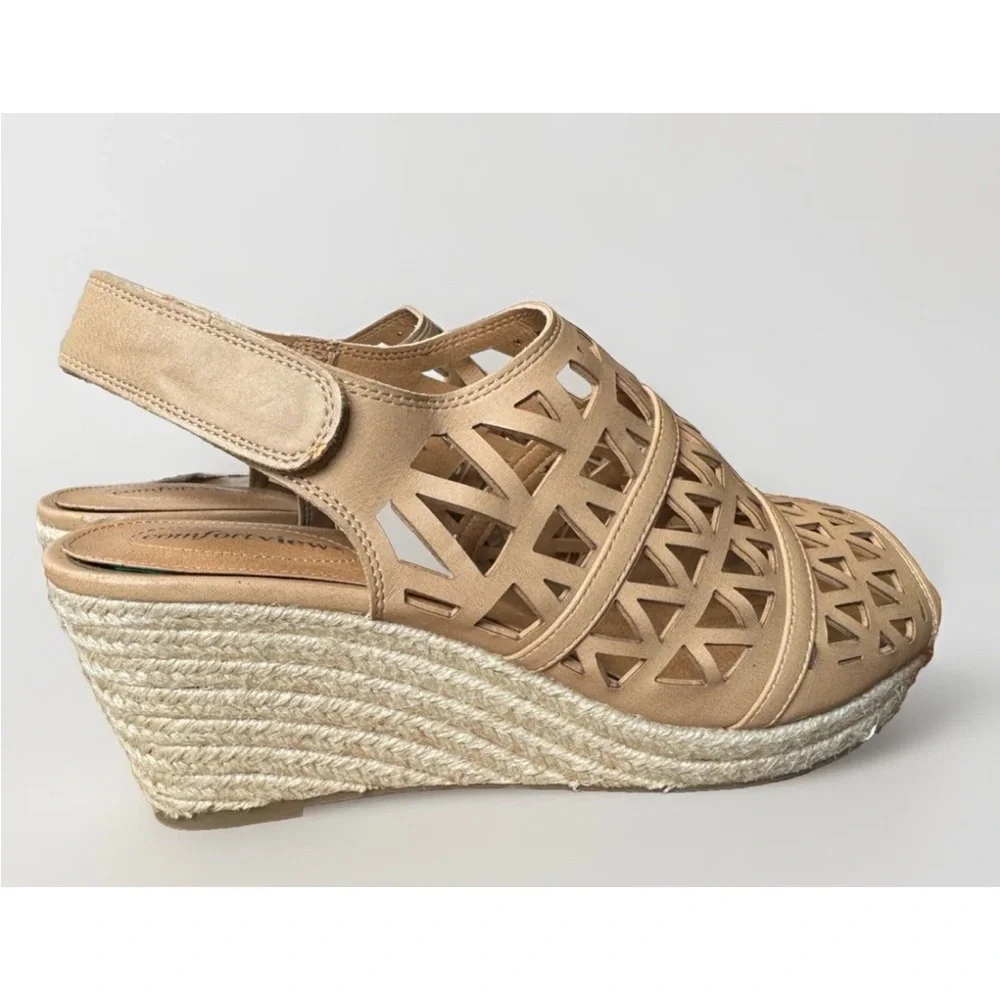 (9W) Comfortview Beige Cutout Wedge Sandals Espadrille